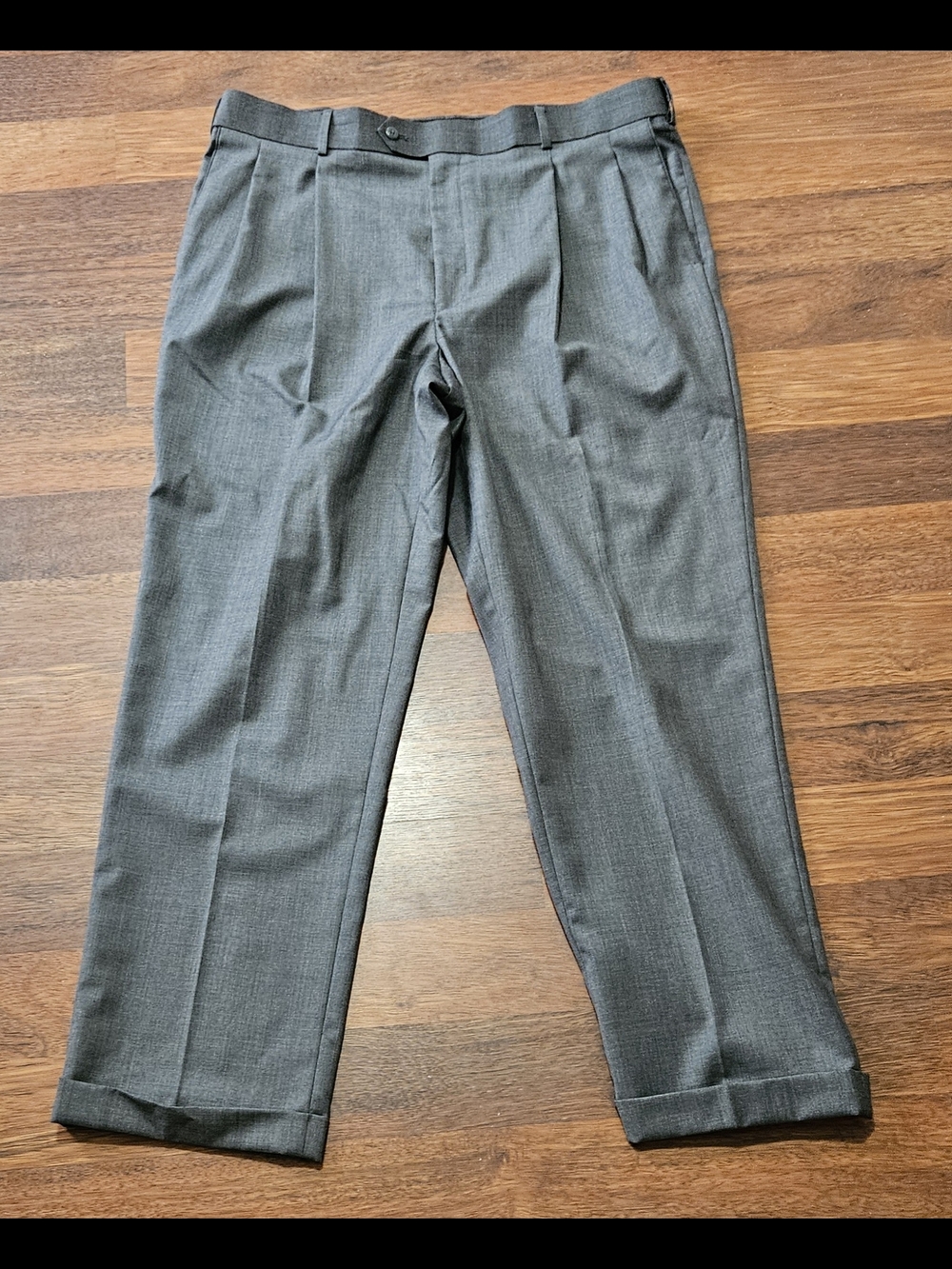 STAFFORD mens performance dress pants SIZE 40x32 COLOR GREY CP30